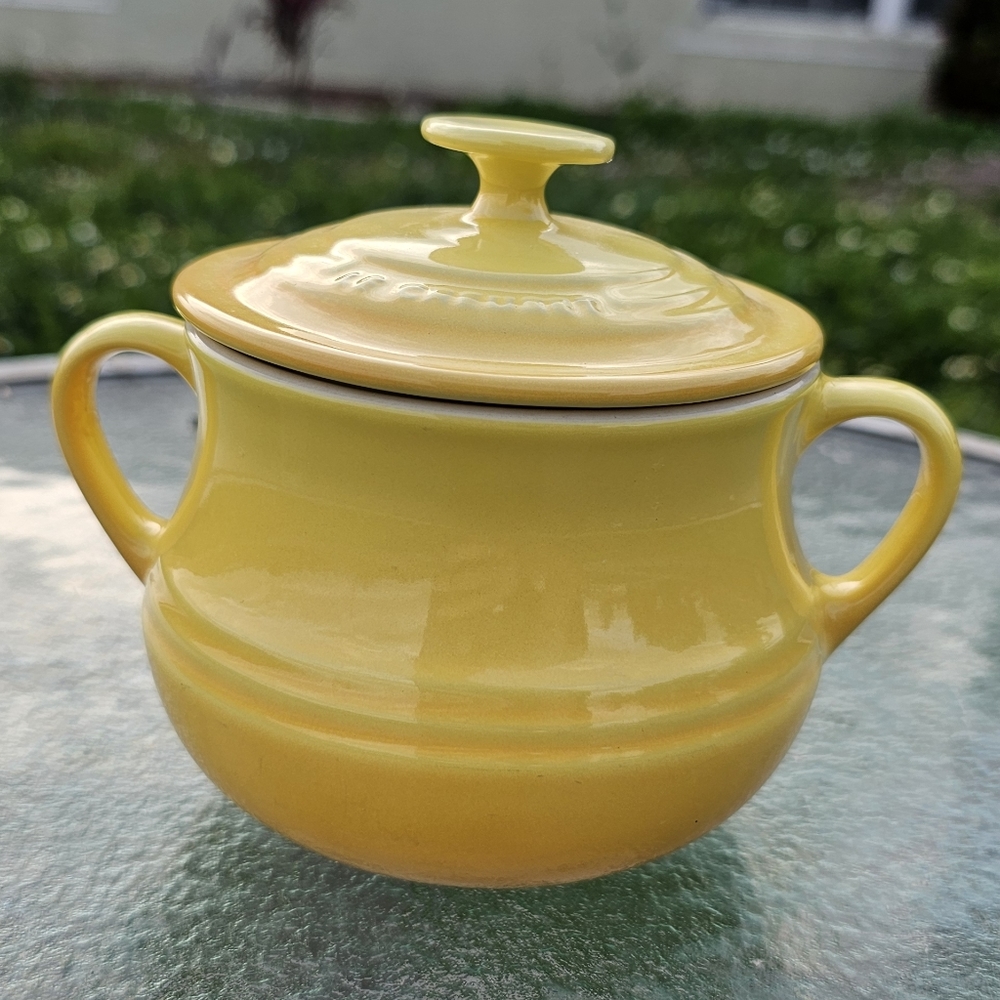 Le Creuset Mini Bean Pot Soup Bowl With Lid